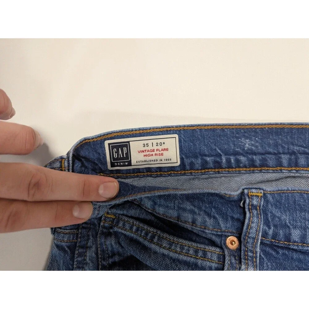 Gap Vintage Flare High Rise Denim Blue Jeans Womens size 20- 35r